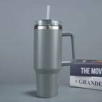 Aquawave™ – Your Ultimate Stainless Steel Vacuum Bottle with Straw